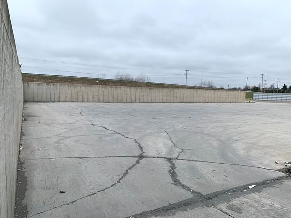 2150 Production Road, Kendallville, IN 46755